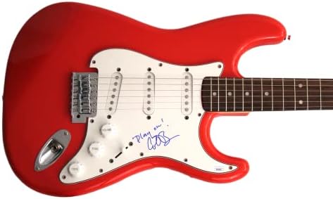 קונאן אובראיין חתום על חתימה בגודל מלא מכונית מירוץ אדום פנדר סטרטוקסטר גיטרה חשמלית עם אימות ג'יימס ספנס