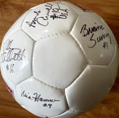 1996 קבוצת כדורגל לנשים בארהב אולימפית נבחרת נשים חתמה על נייקי בול מיה חאם +9 JSA - כדורי כדורגל עם