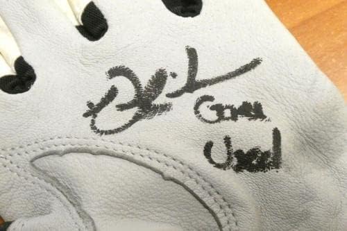 ניק סווישר חתם על משחק כפפת חבטות משומשת עם כפפות משומשות למשחק