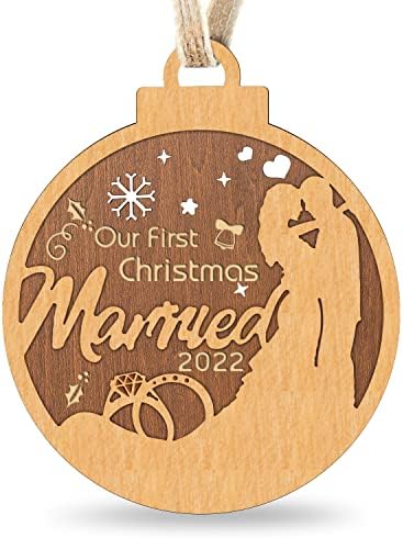 Creawoo הראשון שלנו נשוי נשוי 2022 קישוט, מעץ 1 חג המולד זוגות זוגות טריים שמור על מתנת חתונה, תלויים בעץ