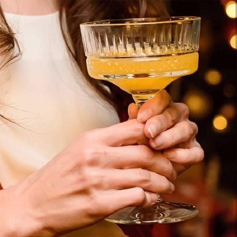 כוס מרטיני כוס מרטיני פסים חרוטים קוקטייל שמפניה כוס כוס כוס בר יין מזכוכית יין מסיבת חתונה גביע חתונה