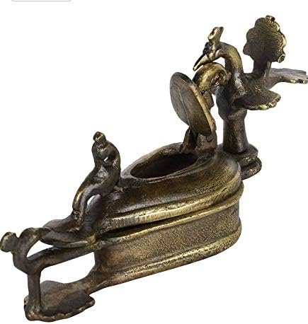 Krishna Handcrafts רבייה עתיקה קומקוקם פליז קופסת טיקה מיוצר עם קופסה דתית מגולפת טווס, תיבת פולחן עיצוב