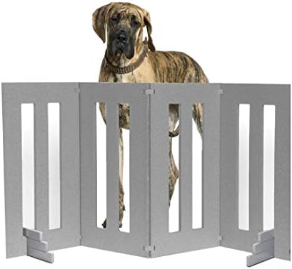 המוצרים הטובים ביותר מחוץ לשער הכלב. בחצר האחורית כלב גדול, ארוך מתקפל כלב גדר עבור מחוץ סיפון, גן.