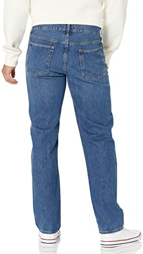 ג'ינס ג'ינס ישר של גברים
