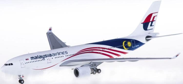 ג 'יי סי ווינגס מלזיה איירליינס עבור איירבוס איי 330-200 9 מ' -מטקס 1/400 מטוס דייקאסט דגם שנבנה מראש